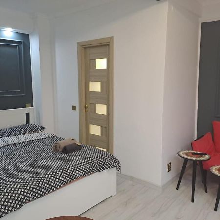 Deluxe Studio Oldtown Apartment Bucharest Exterior photo