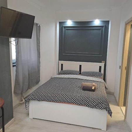 Deluxe Studio Oldtown Apartment Bucharest Exterior photo