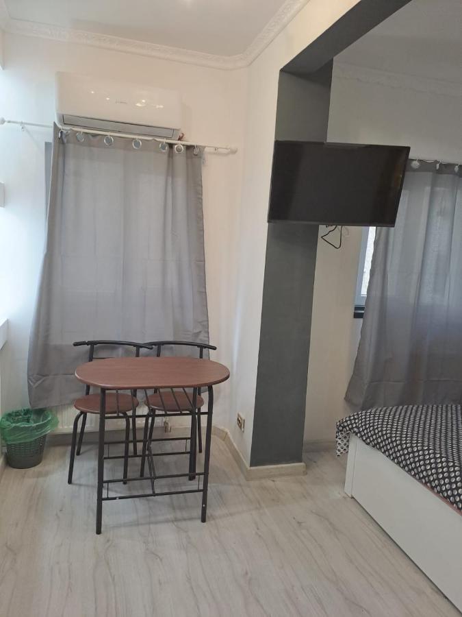 Deluxe Studio Oldtown Apartment Bucharest Exterior photo