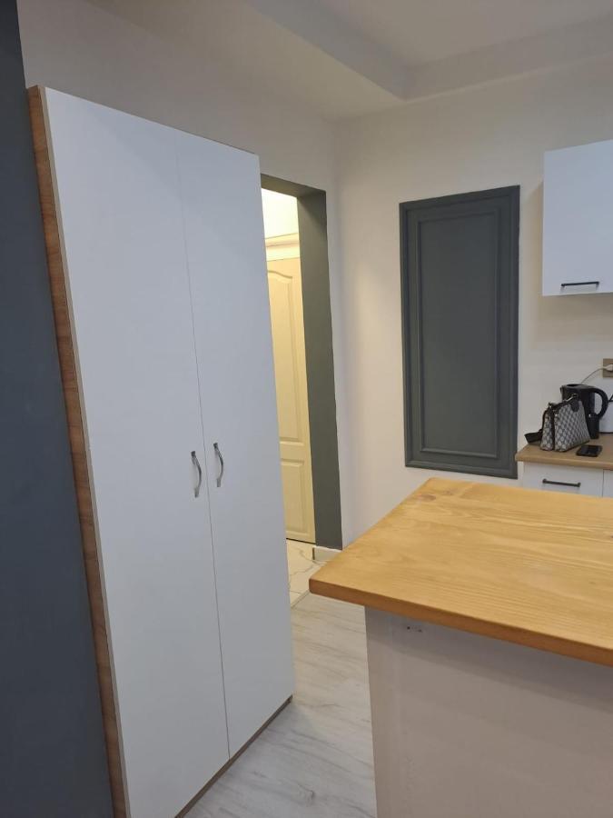 Deluxe Studio Oldtown Apartment Bucharest Exterior photo