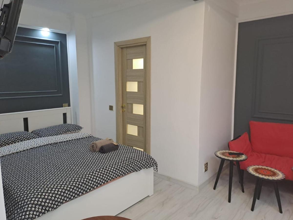 Deluxe Studio Oldtown Apartment Bucharest Exterior photo