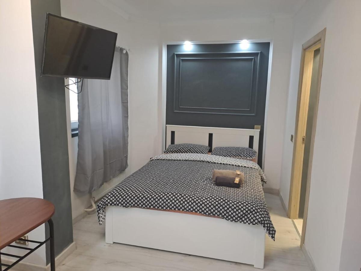 Deluxe Studio Oldtown Apartment Bucharest Exterior photo
